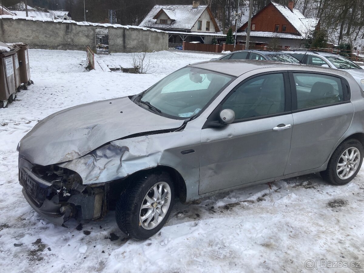 Alfa Romeo 147 1.9 JTDM ND - 11