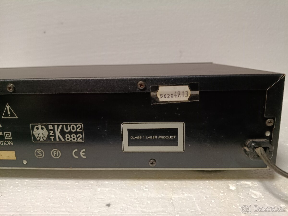 Yamaha CDX-490 CD přehrávač - 11