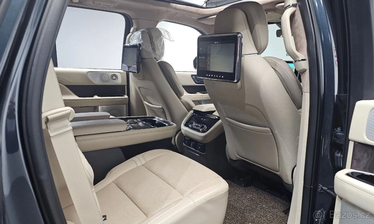 2021 LINCOLN NAVIGATOR 3.5V6 L - 11