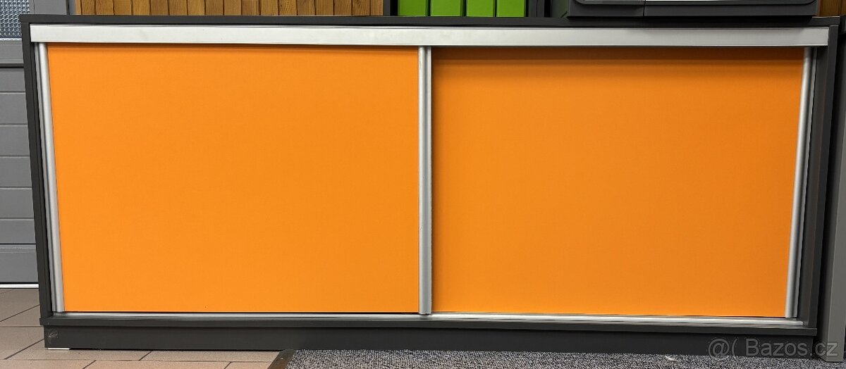 Prodáme kompletní vybavení kanceláře – špičková kvalita - 11