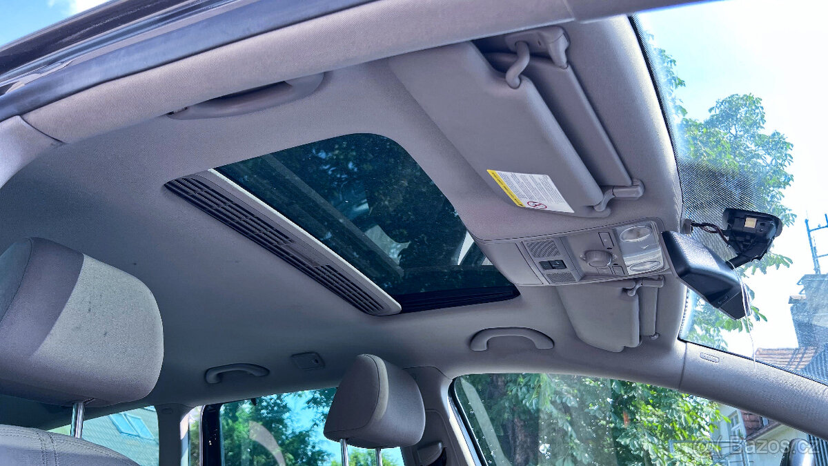 Vůz na náhradní díly VW Passat B6 R-Line kombi 2010 CBBB KXZ - 11