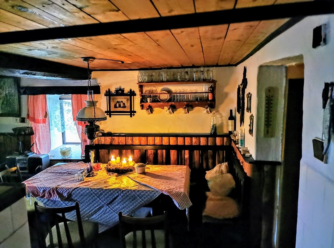 Prodej stylové chalupy se stodolou, jižní Čechy - 11