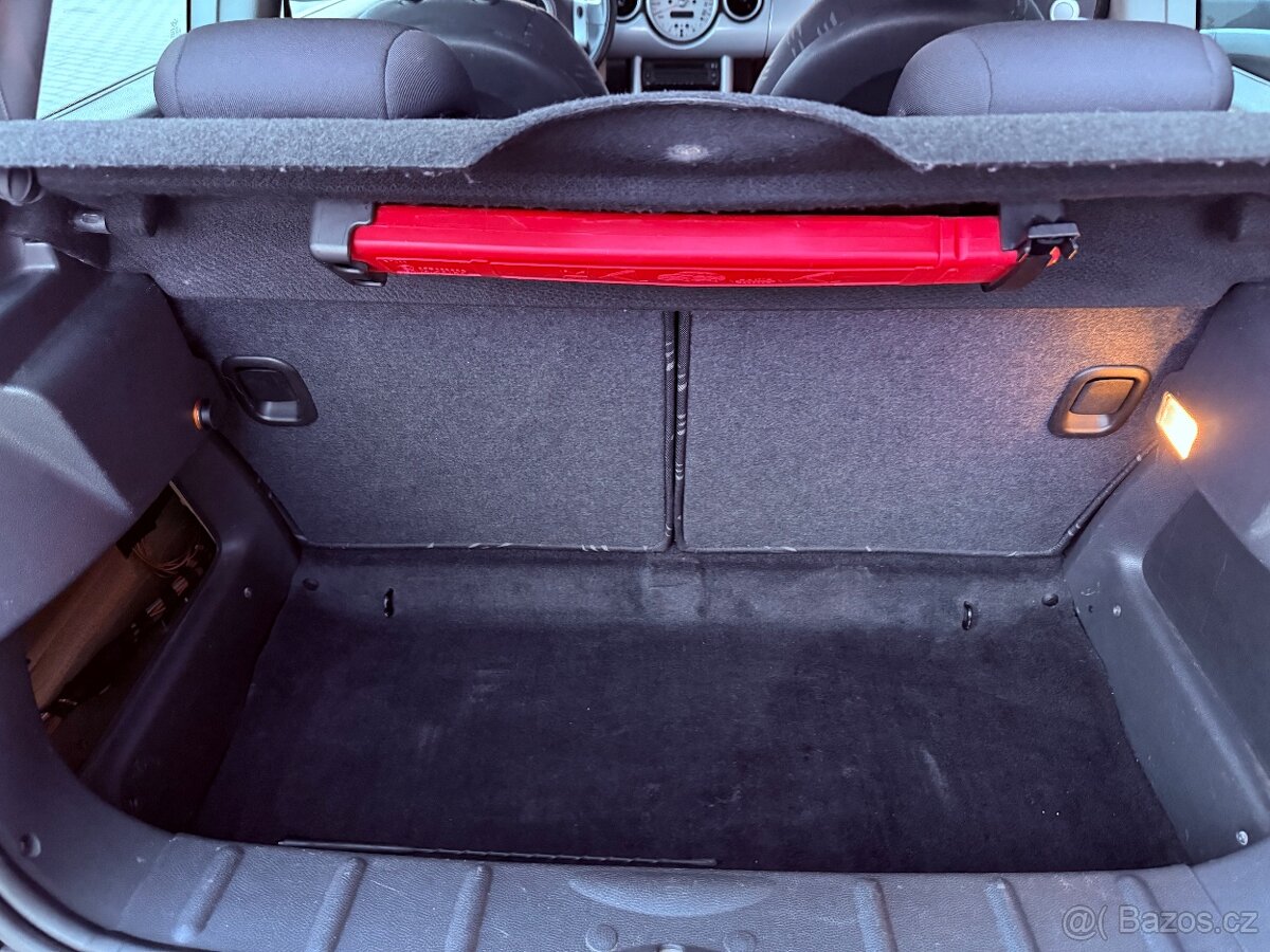 Mini One, 1.6i, 66kw Klima Panorama - 11