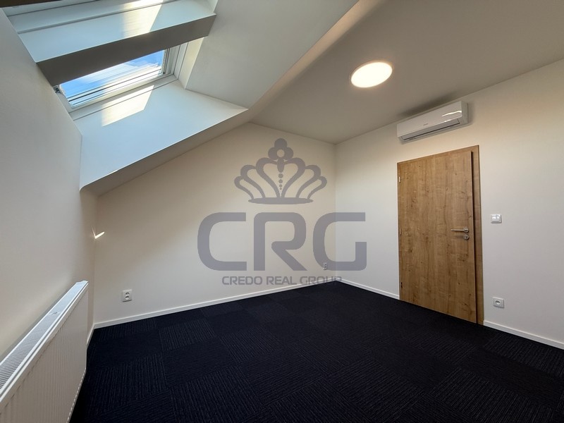 PRONÁJEM KANCELÁŘSKÉHO KOMPLEXU O CP CCA 181,57 M2, BRNO - 11