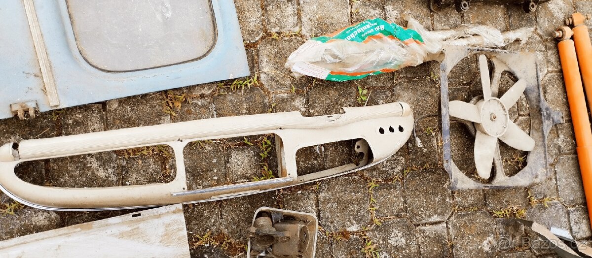 Díly na veterán Renault 4CV a KDF Kubelwagen - 11