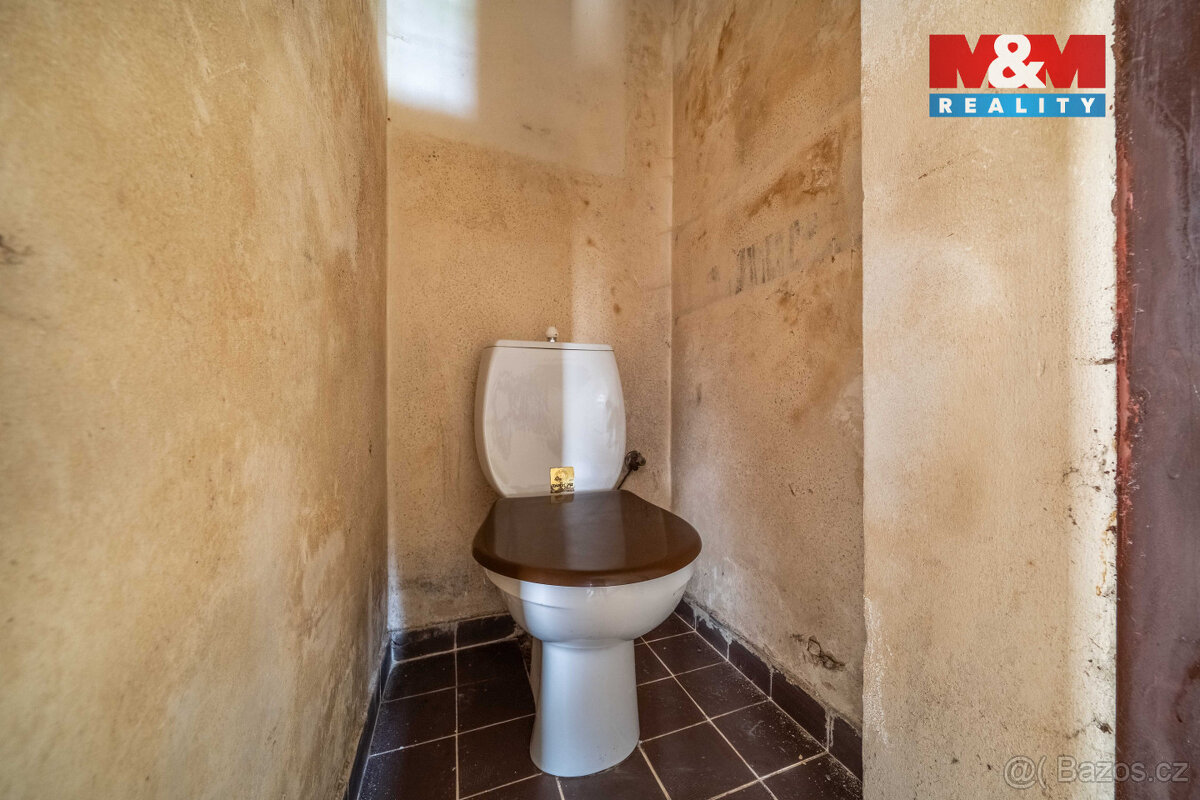 Prodej rodinného domu 1729 m2, v obci Svárkov - Letiny - 11