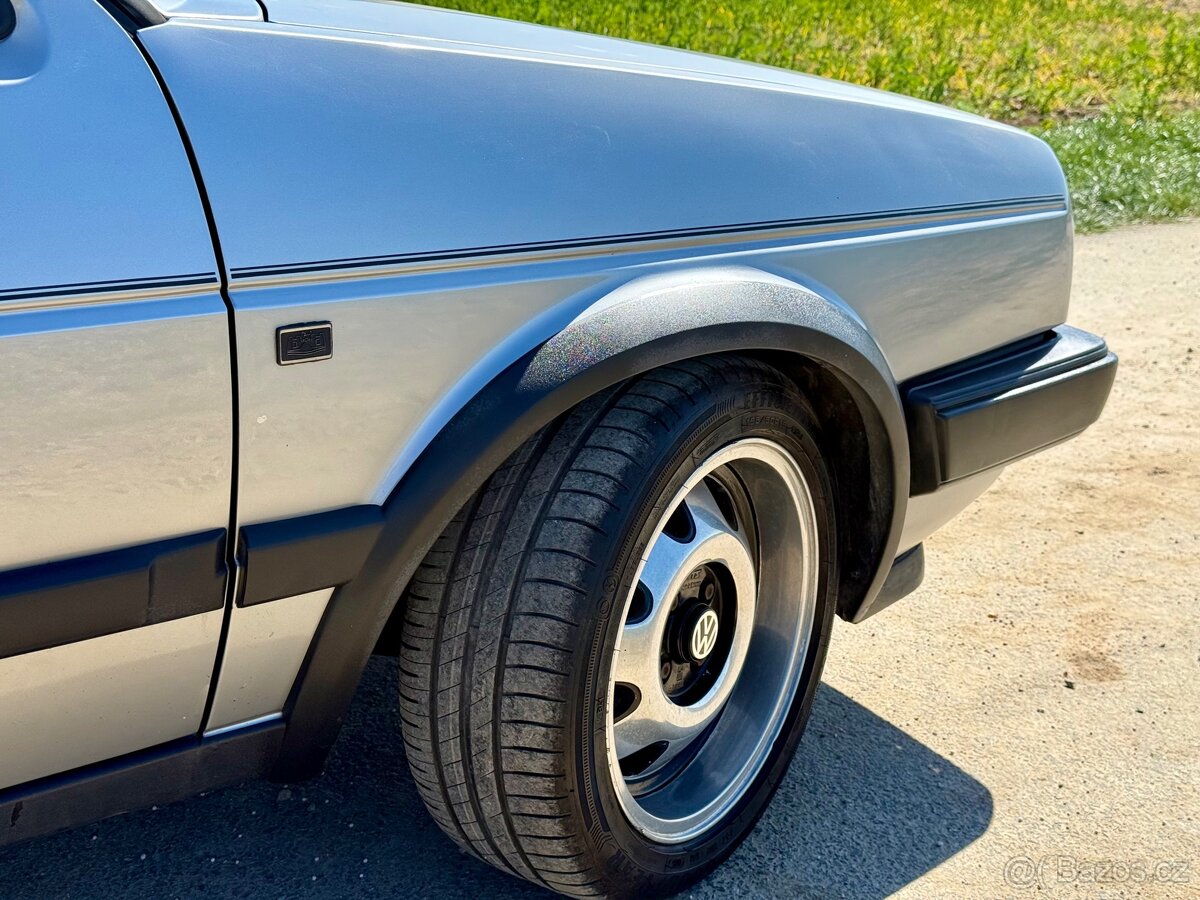 VW Jetta Mk2 Coach - 11