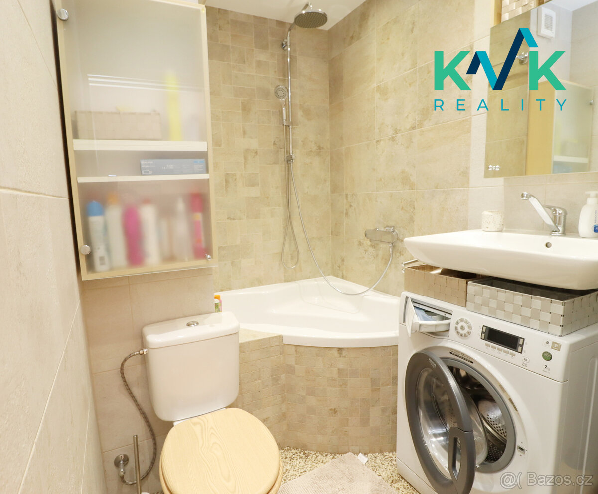 Prodej světlého bytu 1+1 po rekonstrukci – kompletně vybaven - 11