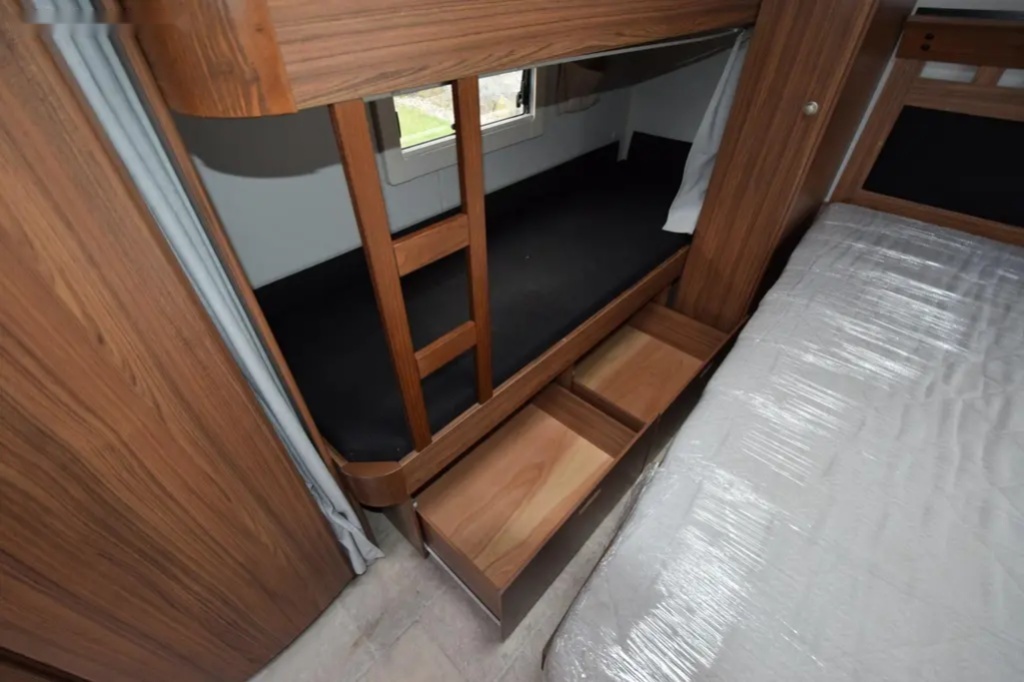 Ostatní, Polar 700 - KOMISE - 11