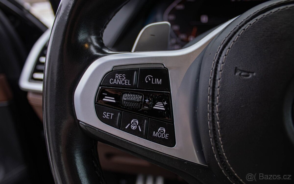 BMW X7 M50i xDrive 2019 - 11