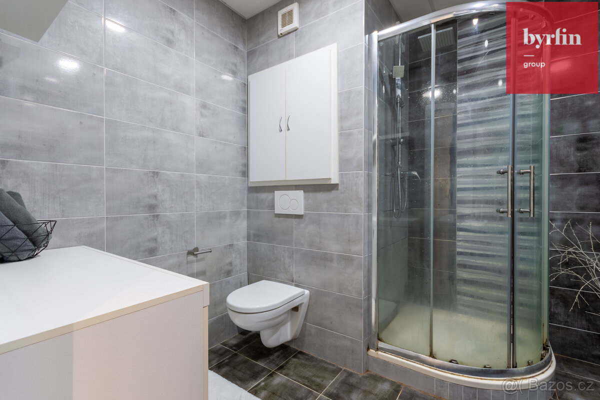 Kompletně zrekonstruovaný družstevní byt 3+1 v Orlové-Lutyni - 11