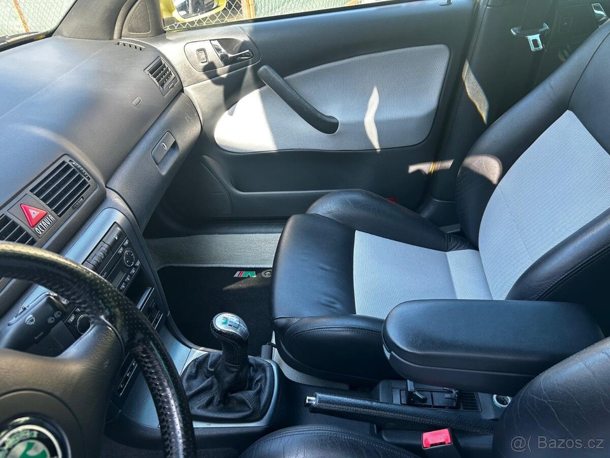 Octavia RS 1.8T combi - sběratelský kus - 11