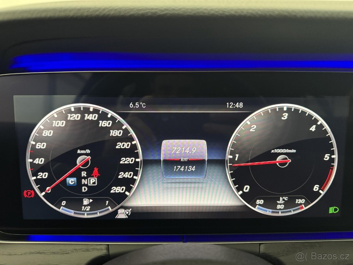 Mercedes-Benz Třídy E, E300d 180kw 9-G DPH ACC - 11