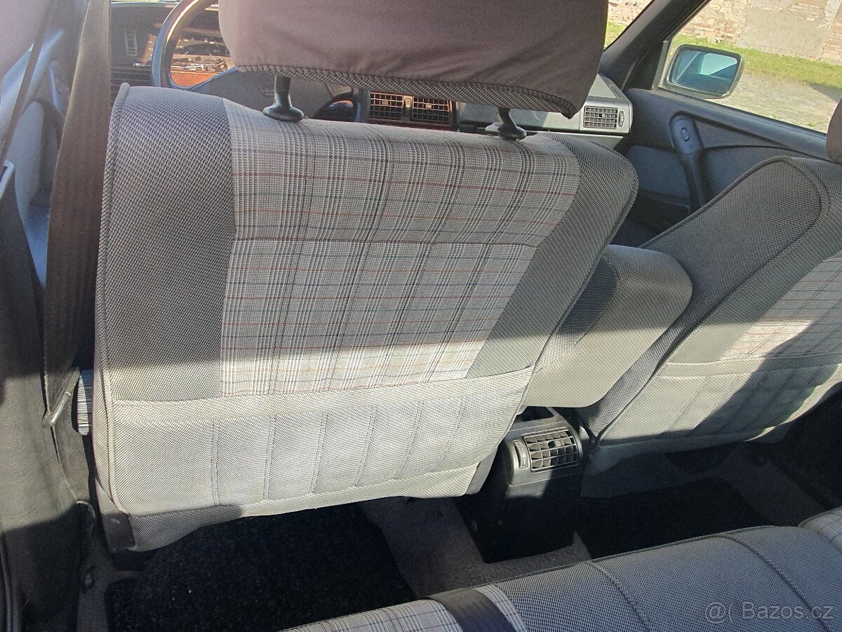 Lancia Dedra 1.8i - 11