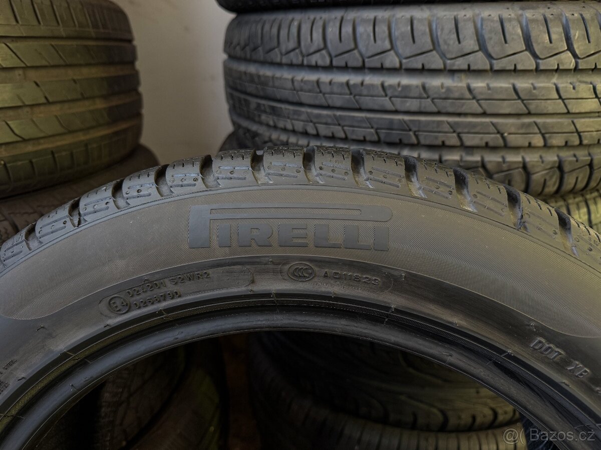 Zimní pneu 215/55/17 Pirelli Sottozero 3 - 11