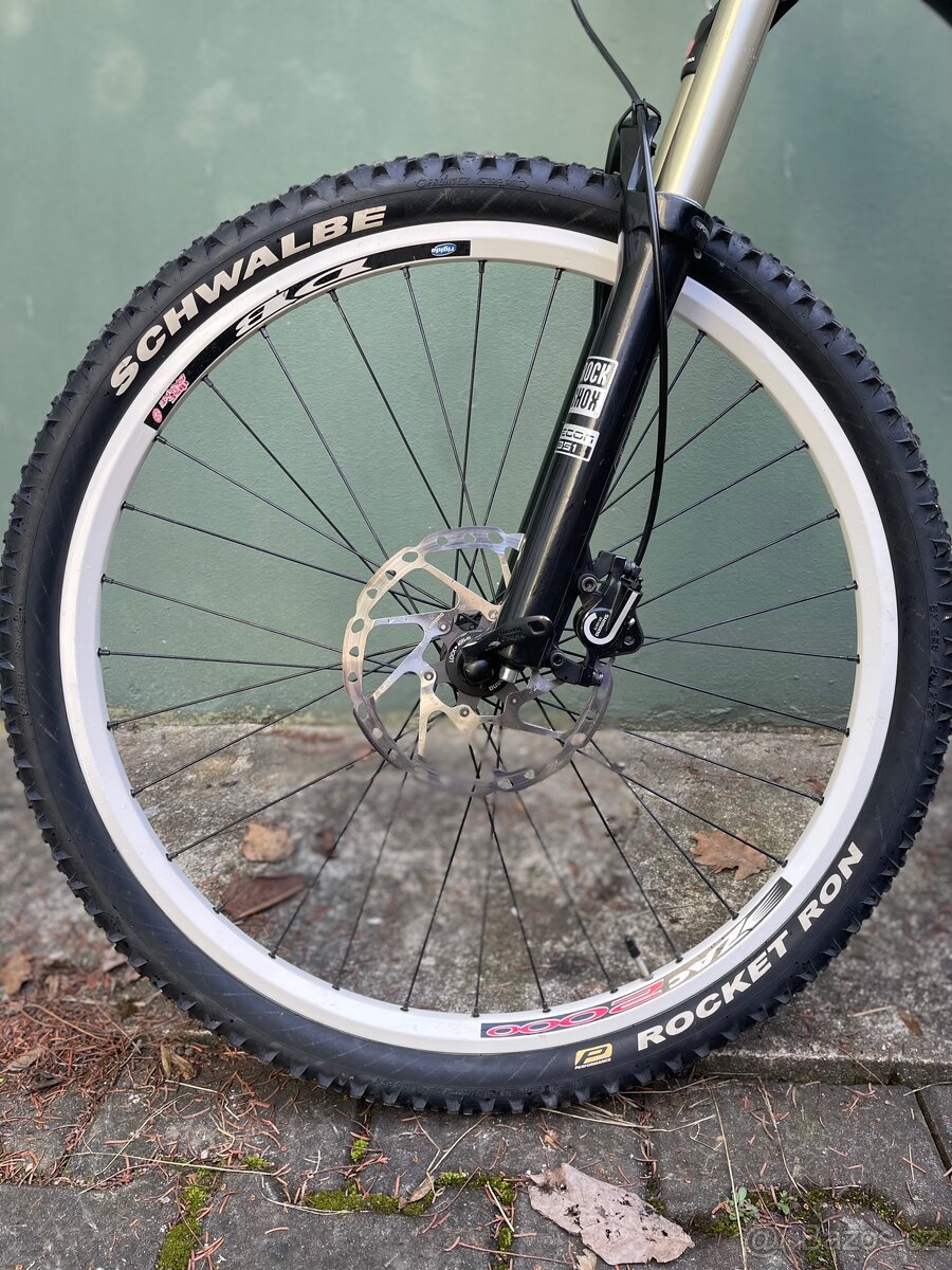 Prodám celoodpružené kolo KTM - 11