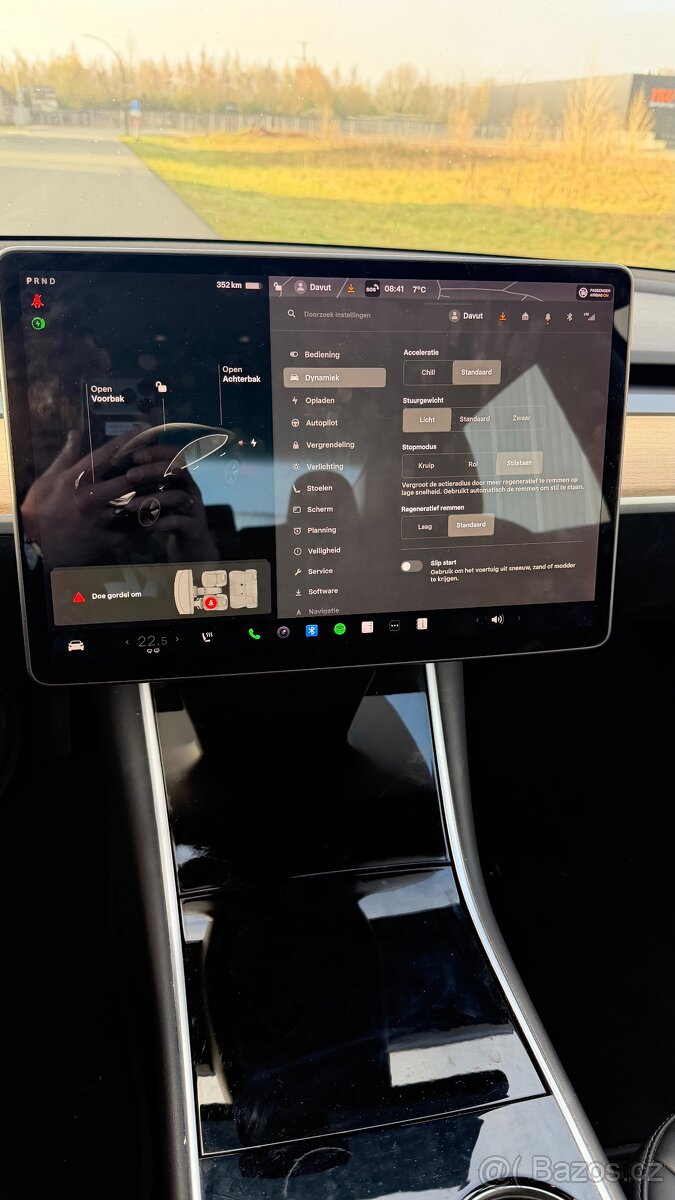 Tesla Model 3, Long Range AWD 75kWh Ojeté, 6/2019, - 11
