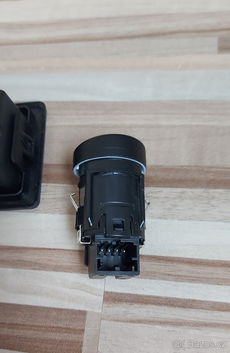 Tlačítko START Škoda+klika pátých dveří Octávie3,Superb,Kodi - 11