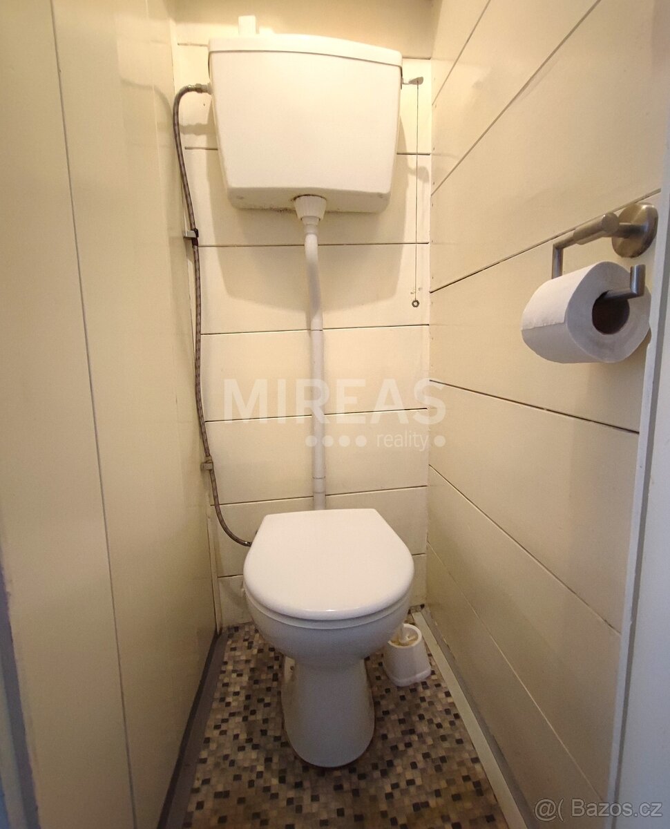 Jablonec nad Jizerou, prodej chalupy a obytné stodoly na poz - 11