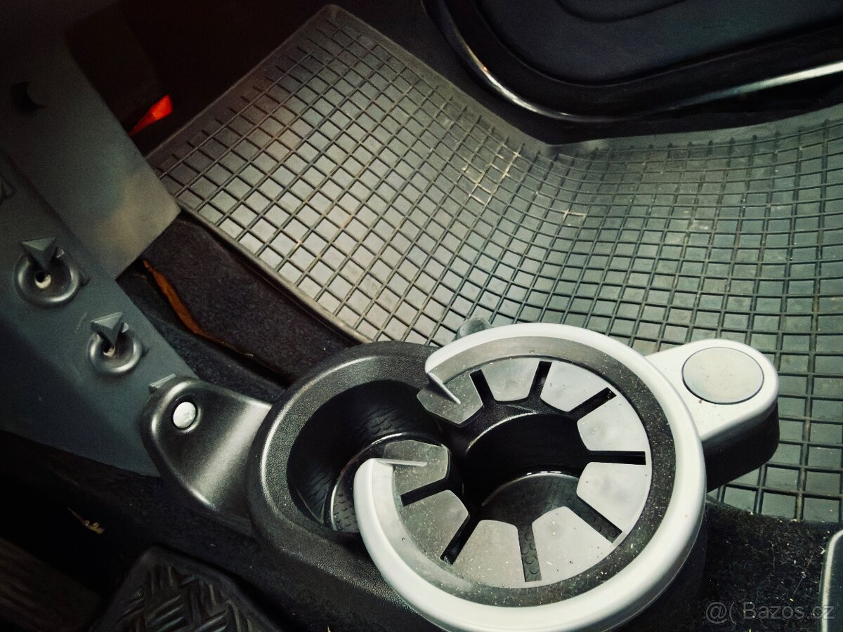 Smart fortwo 0,7 benzín - 11