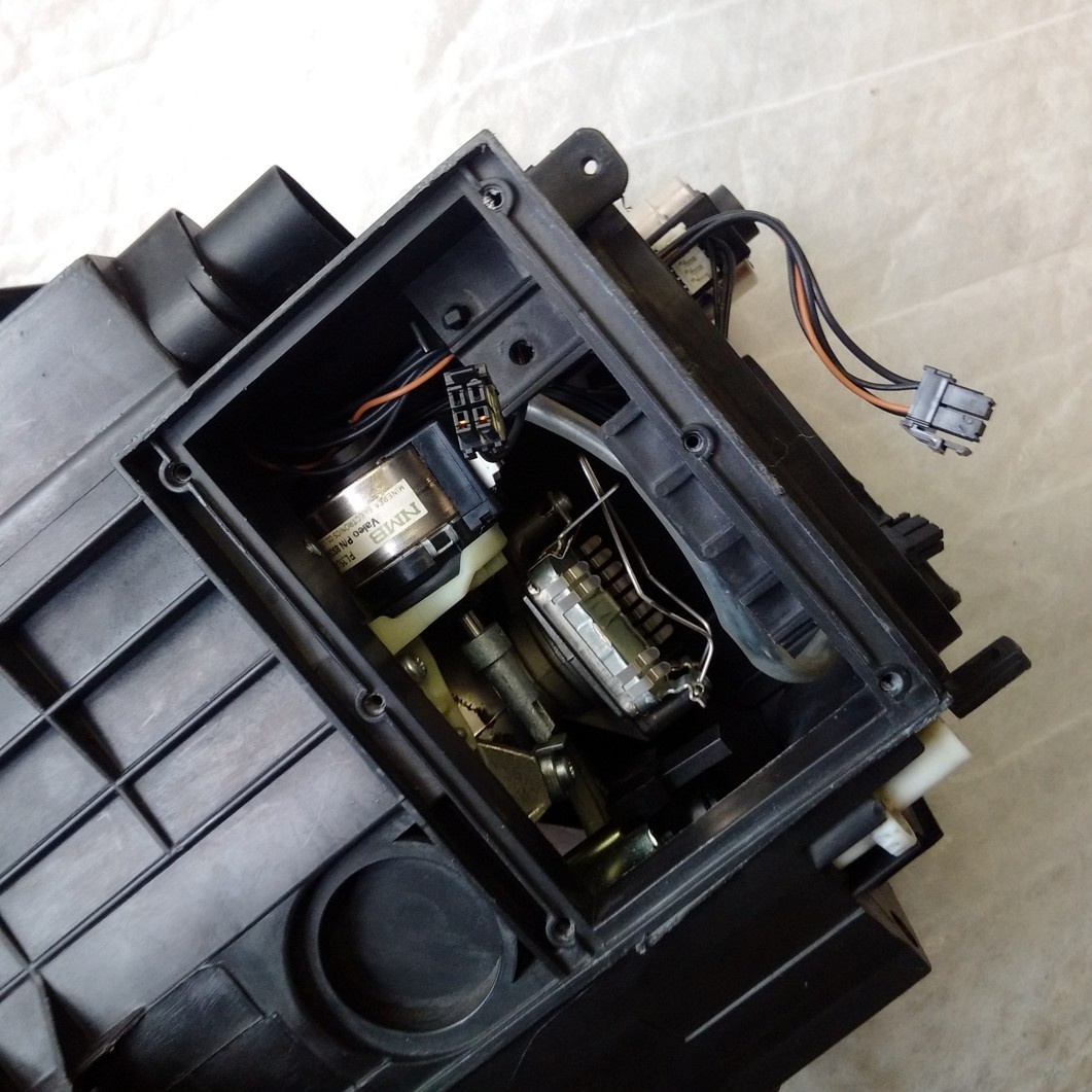 xenony vw passat b6 3C pravy levy 05-07 - 11