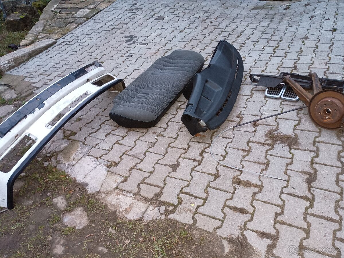 BMW E30 318is - 11