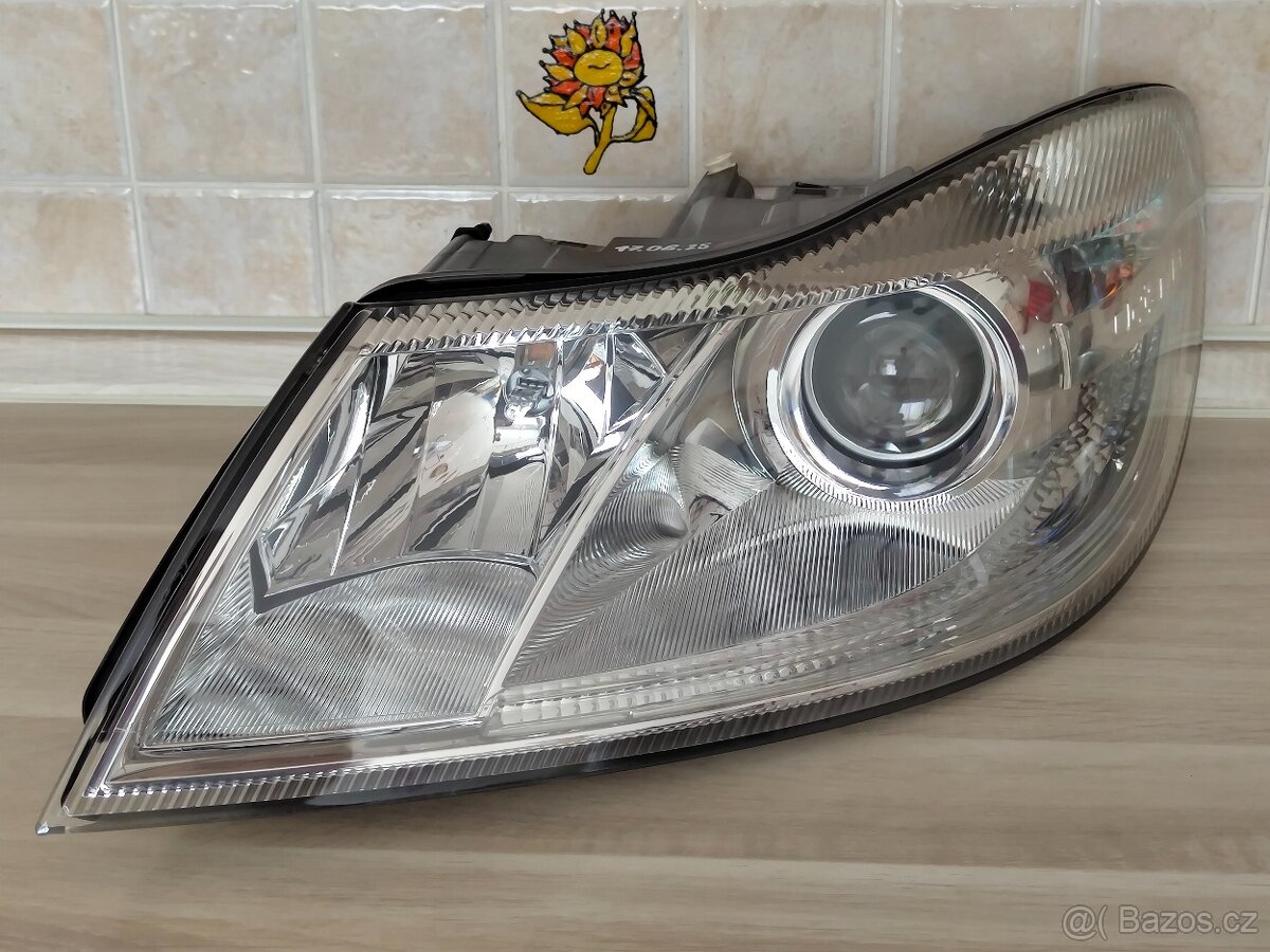 Sada pro renovaci světlometů + náplň 800ml Náplň 800ml = 45 - 11