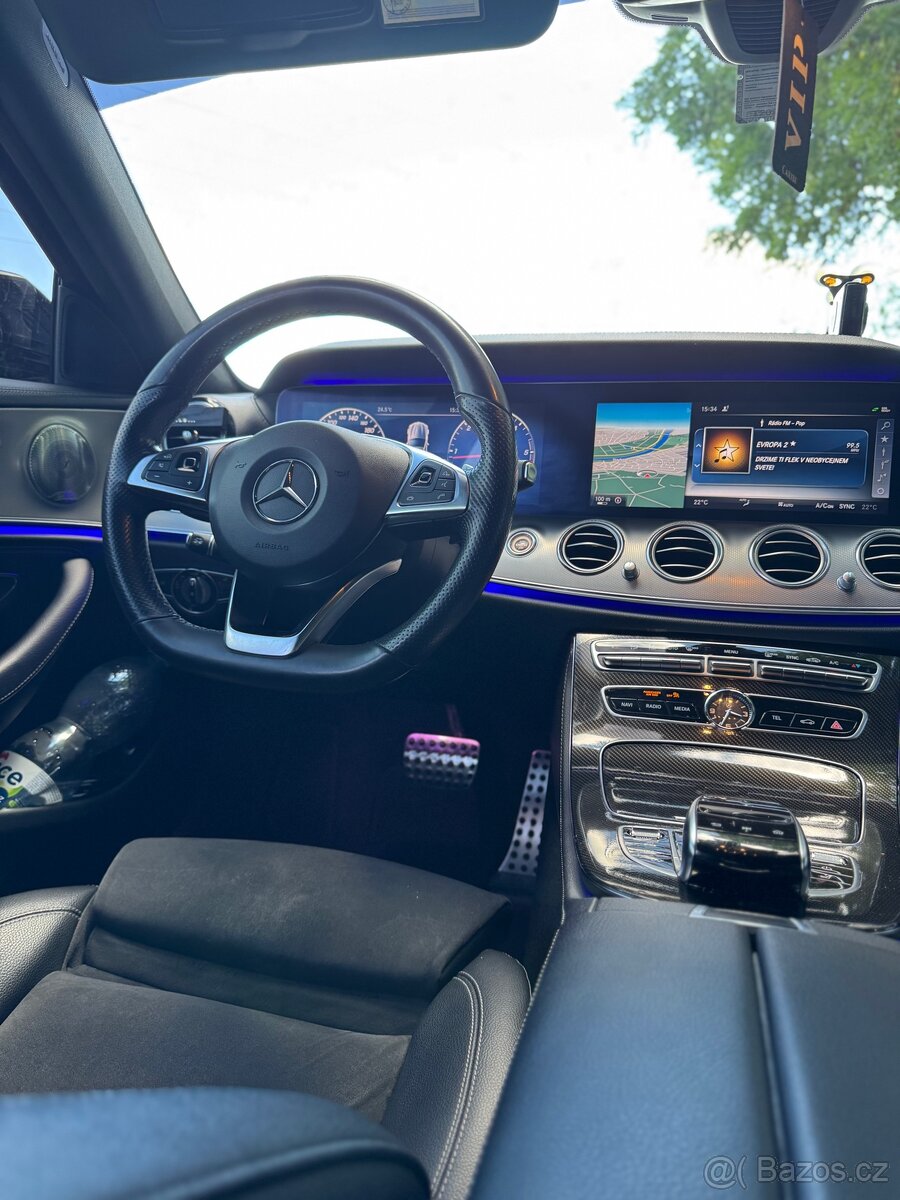 Mercedes-Benz e220d w213 - 11