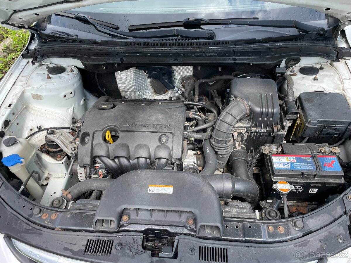 Hyundai I30, 1.4i 2011 - 11