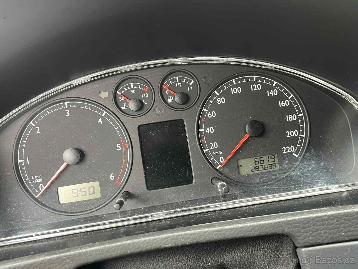 Prodám VW MULTIVAN T5 2.5TDI ( originál bez DPF) - 11