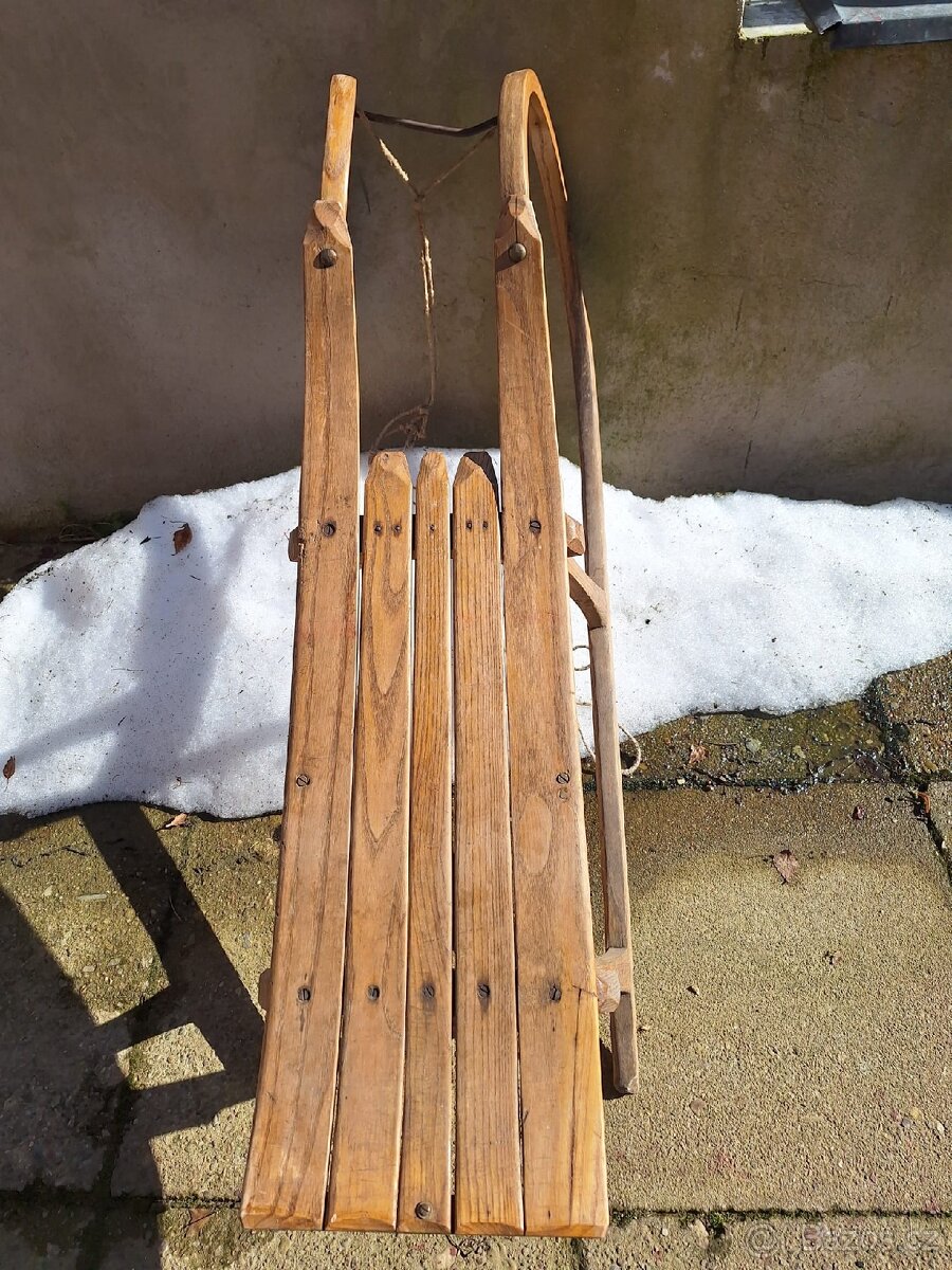 Sáňky a dřeváky - 11