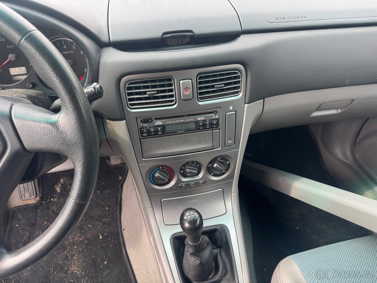 SUBARU FORESTER 2.0i 92KW 4x4 - 11