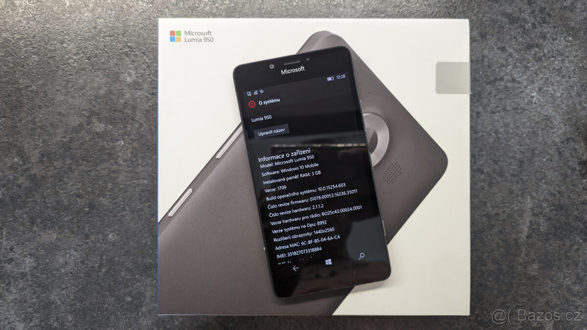 Microsoft Lumia 950 černá - 11