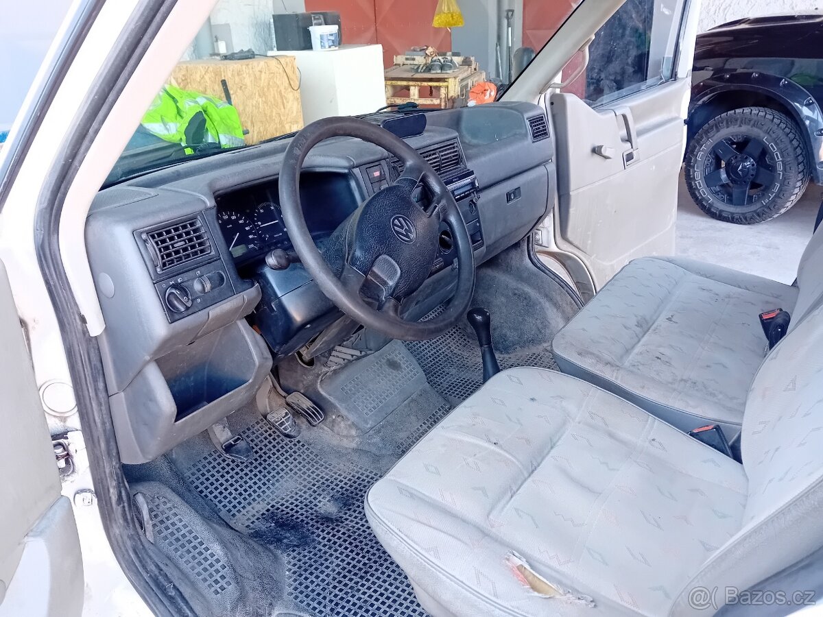 VW Transportér 2.5TDI - 11