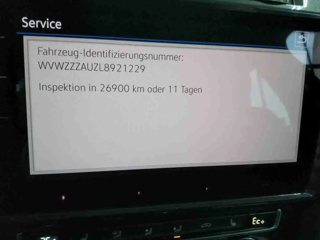 Volkswagen E-golf 100kw model 2021,baterie 36kwh,220km - 11