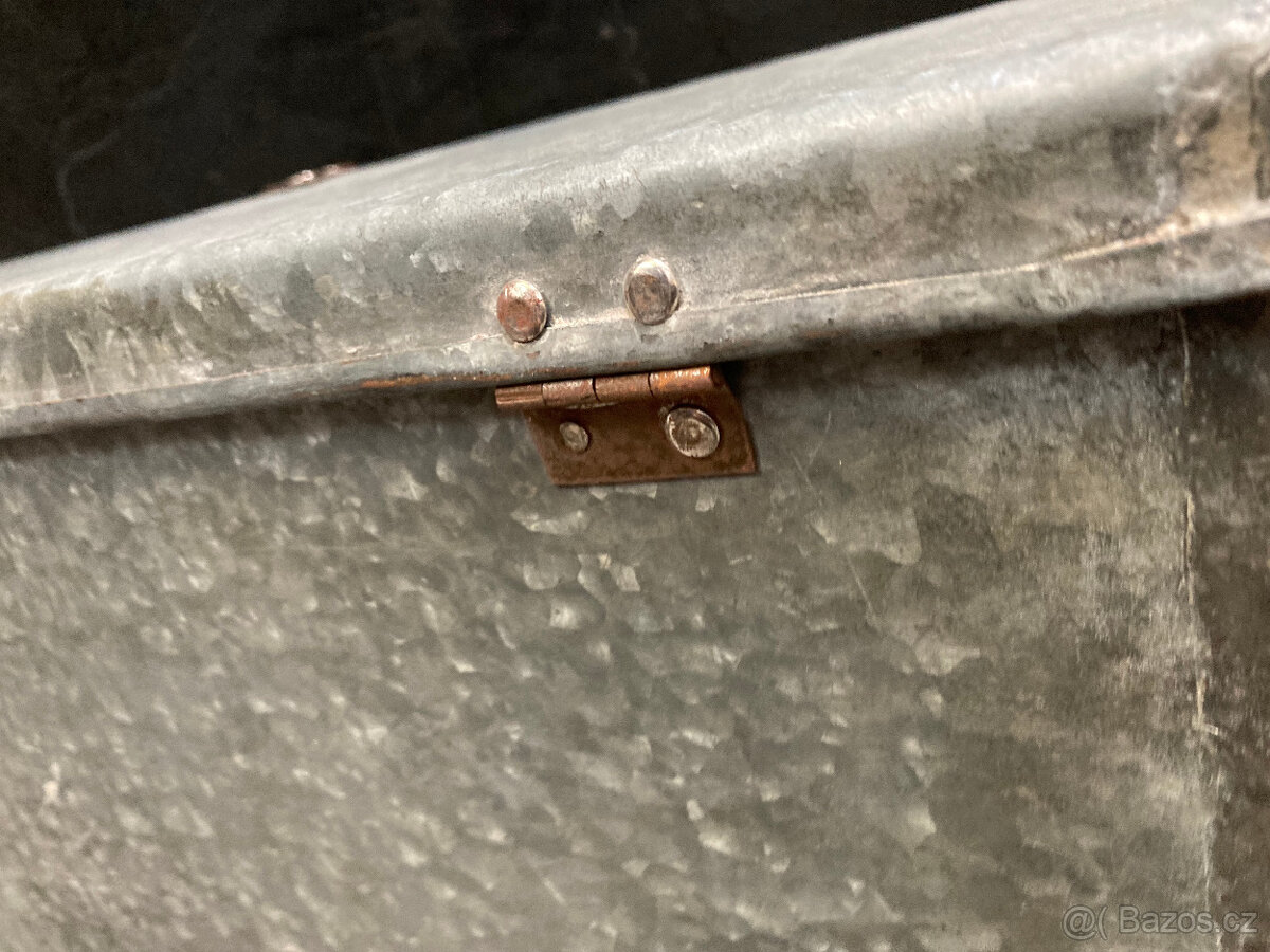 Box plechový, pokladnička, schránka kovová 500 kč - 11