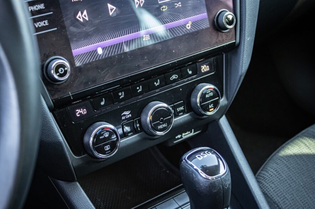 Škoda Octavia Combi 1.6 TDI DSG Style - 11