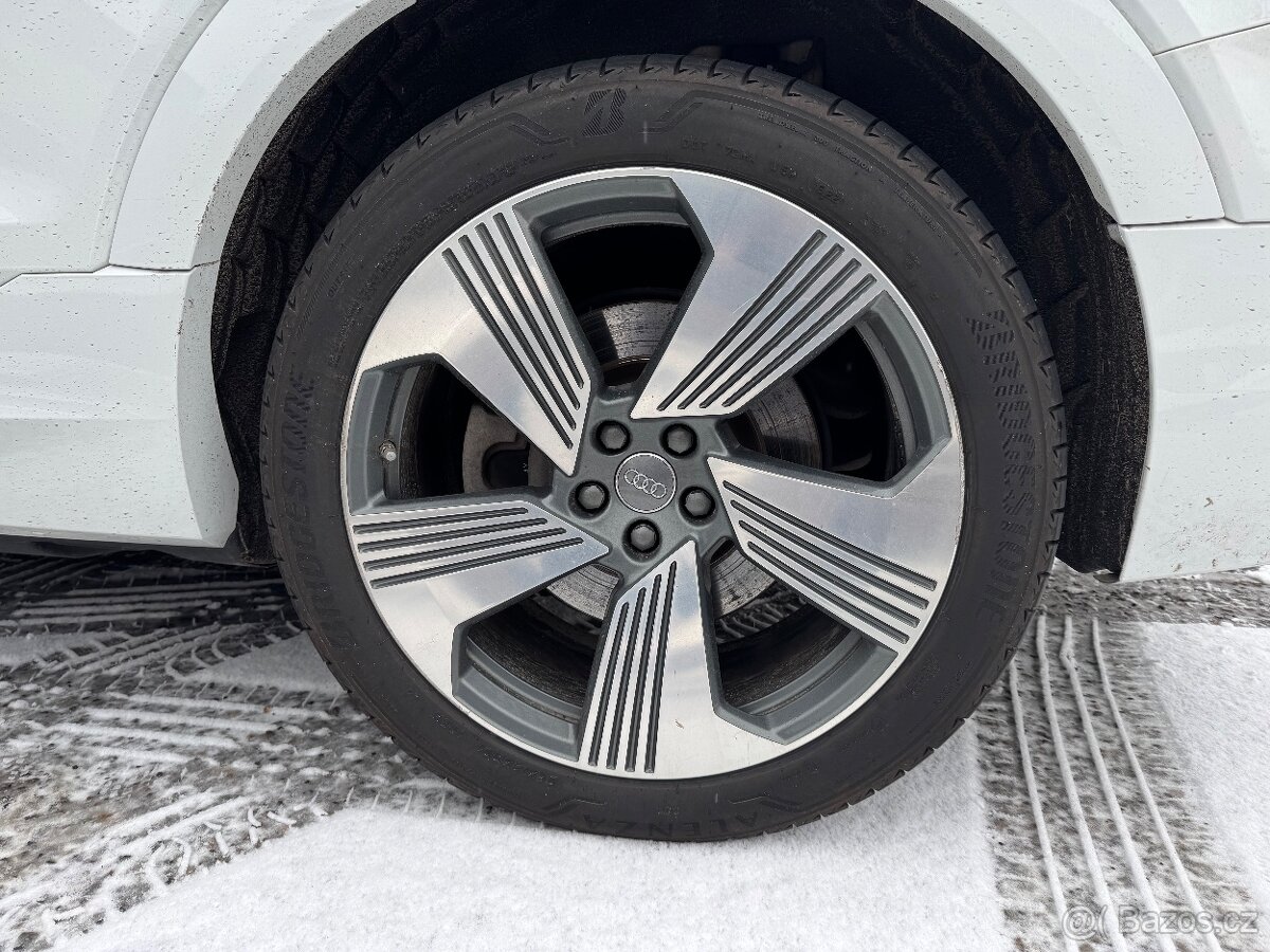 Audi Etron Advanced 55 Quattro 300kW - 11