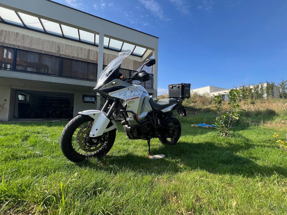 KTM 1290 Super Adventure T - 11