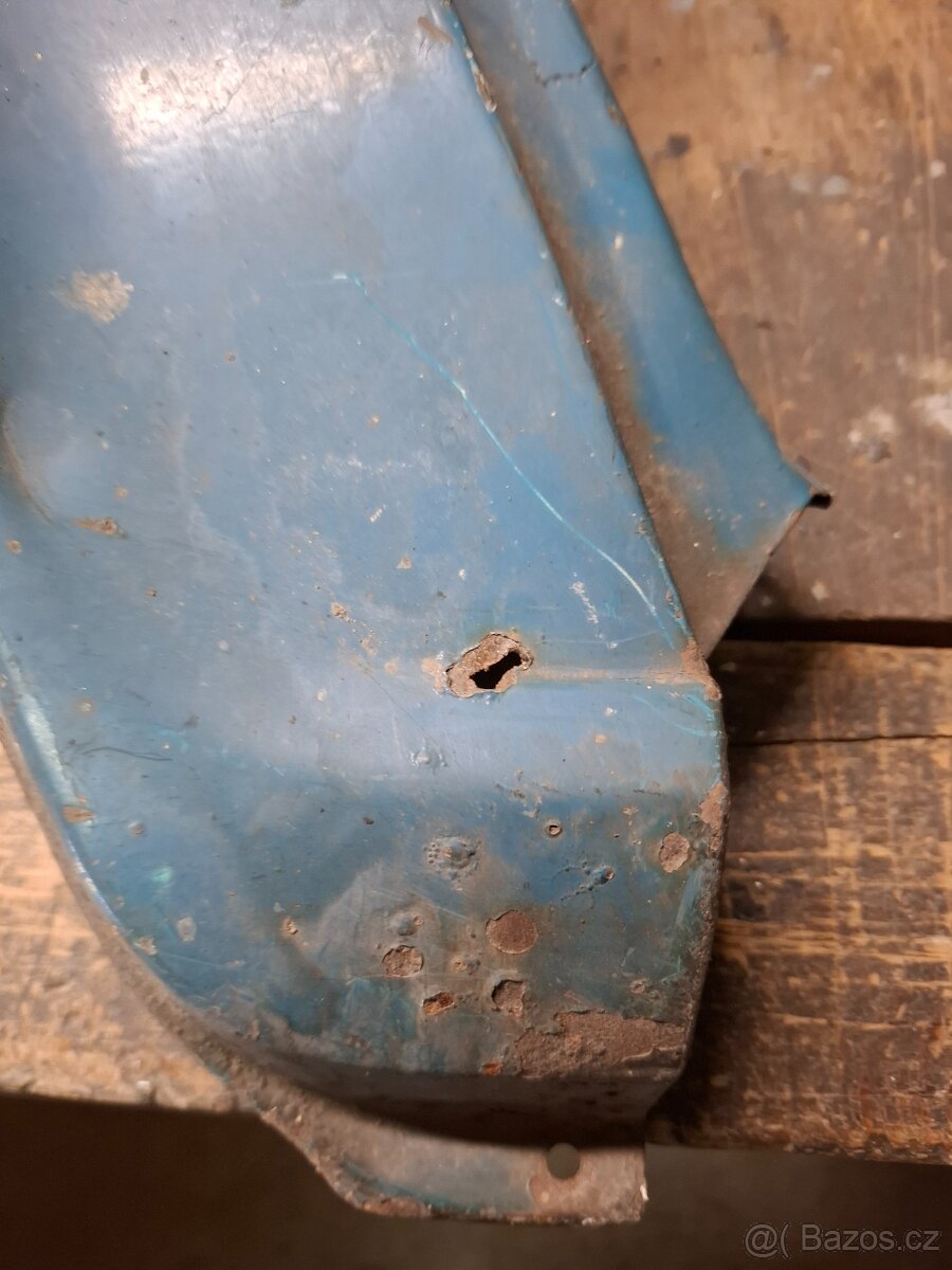 Pravý zadní blatník Škoda 1000MB 1964 - 1966 žábrový - 11