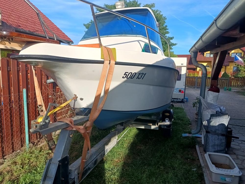 Prodám kajutový člun Astéria B2 - 11