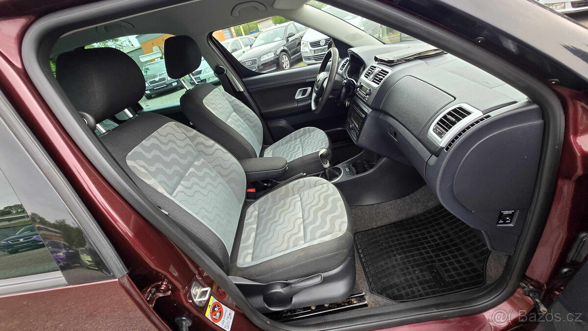 ŠKODA ROOMSTER STYLE PLUS EDITION 1.4 16V - 11