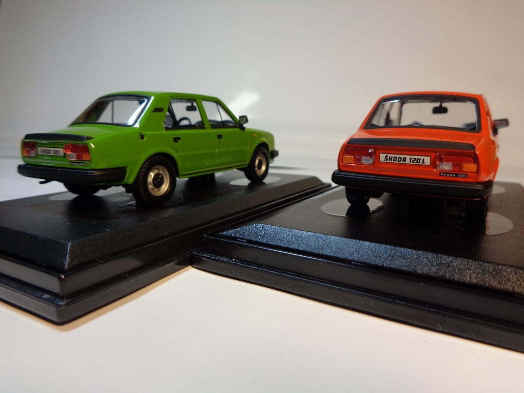 Abrex model 1/43 Škoda 120L v barvě červené - 11