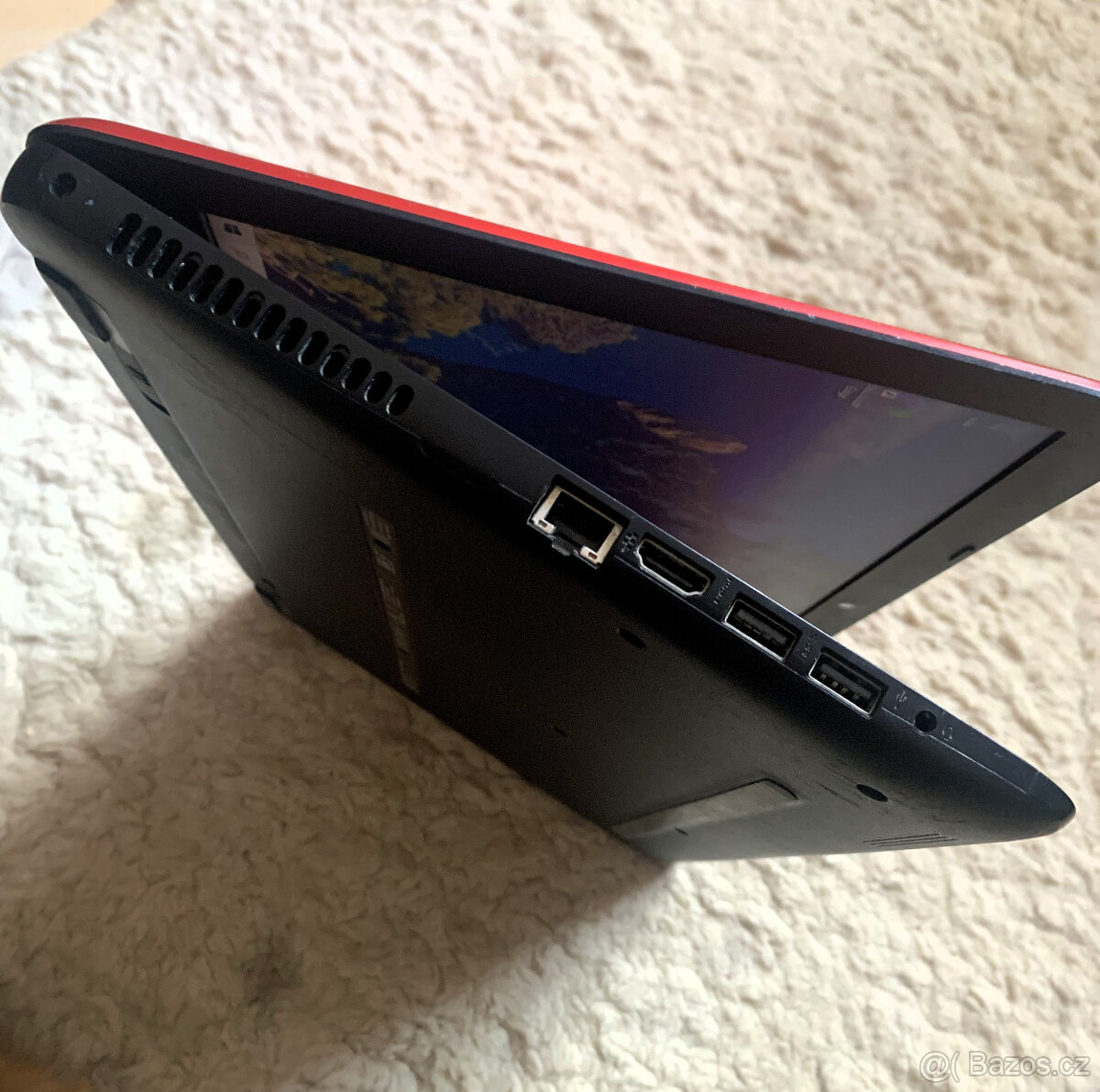 Notebook HP 15 - 4x jádro - 8GB RAM - NÁDHERNÝ NOTEBOOK - 11