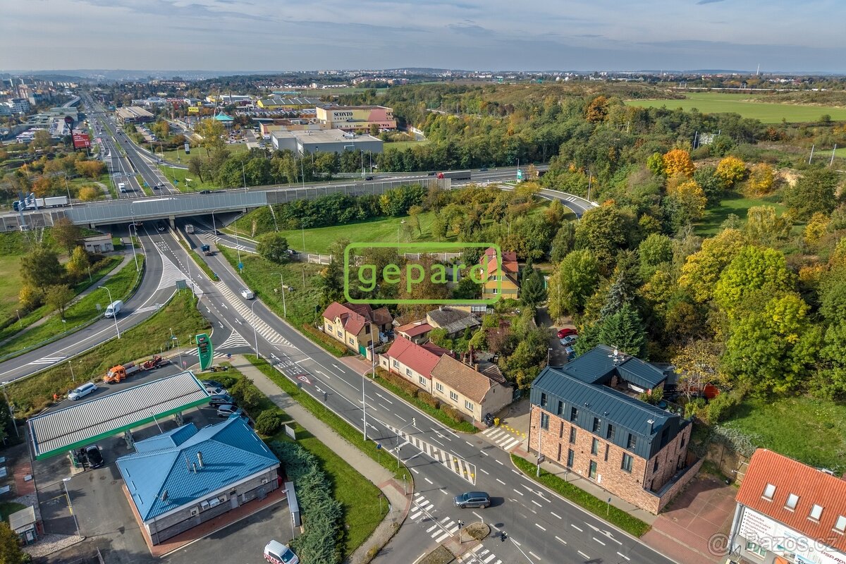 Prodej pozemku s RD, k rekonstrukci, investiční příležitost - 11