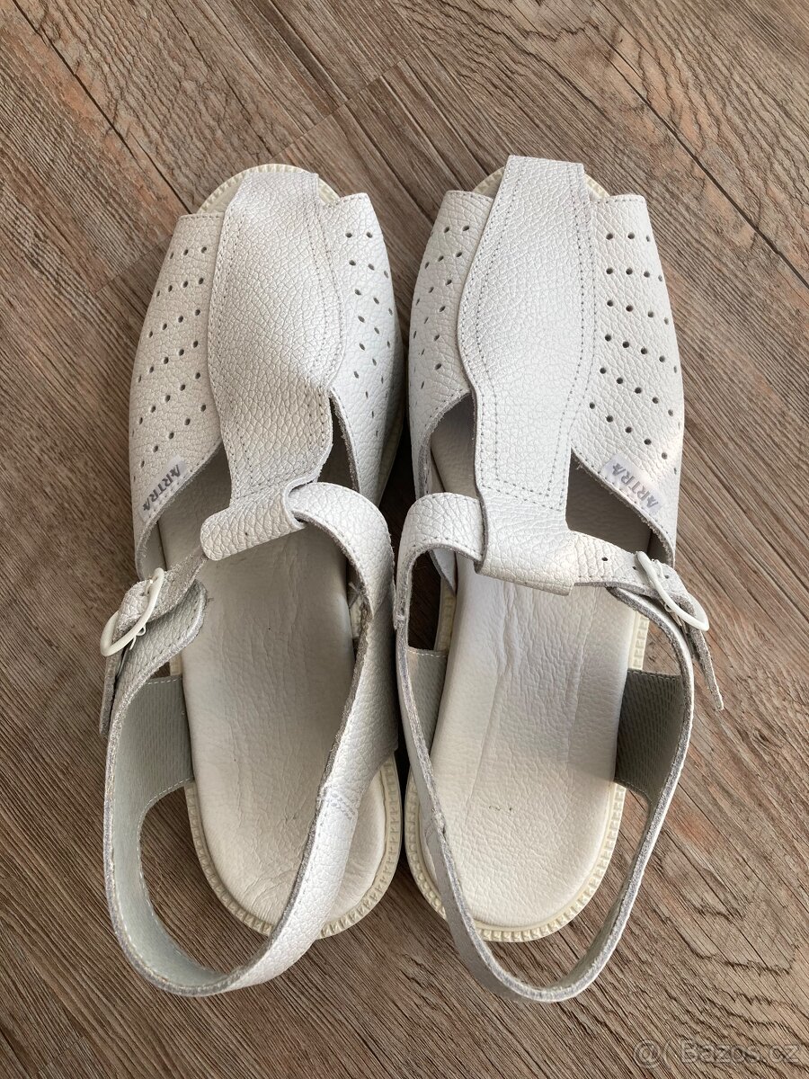 Pracovní / zdravotní obuv - 11