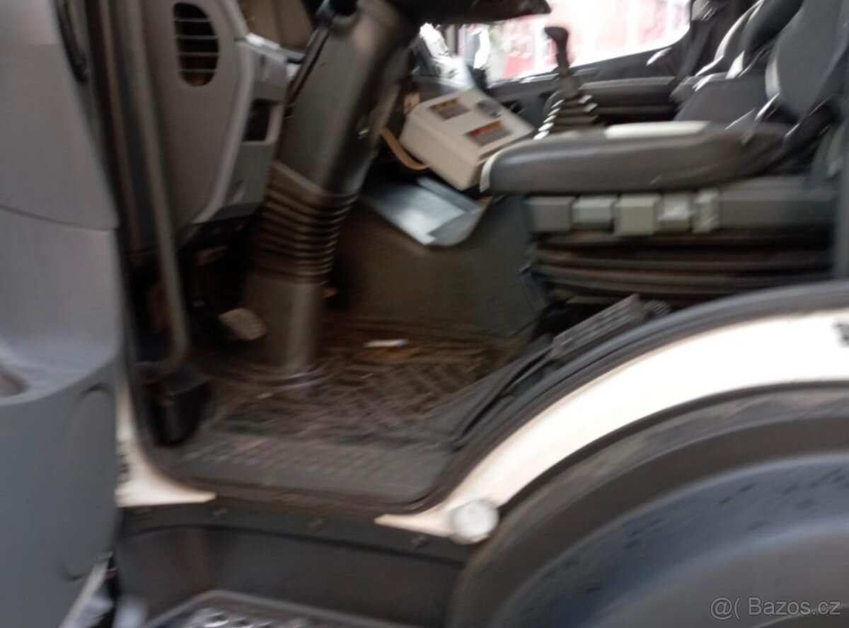Mercedes Benz Axor - kropička - 11
