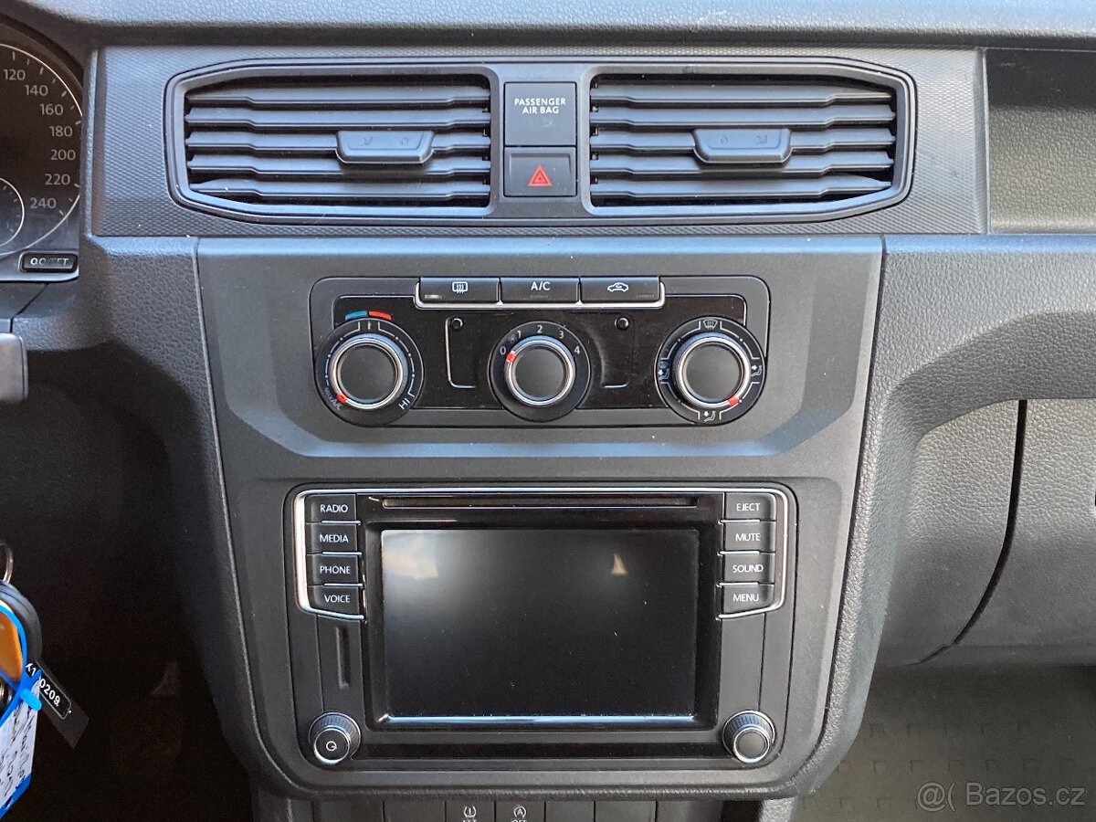 VOLKSWAGEN CADDY MAXI 2,0TDi 5míst -DPH - 11