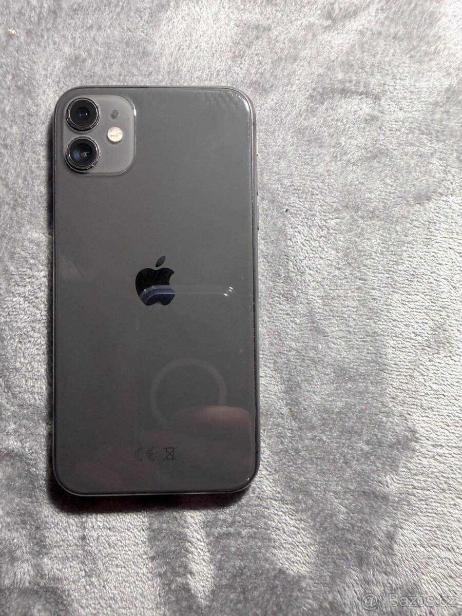 IPhone 11 černý 64 gb - 11