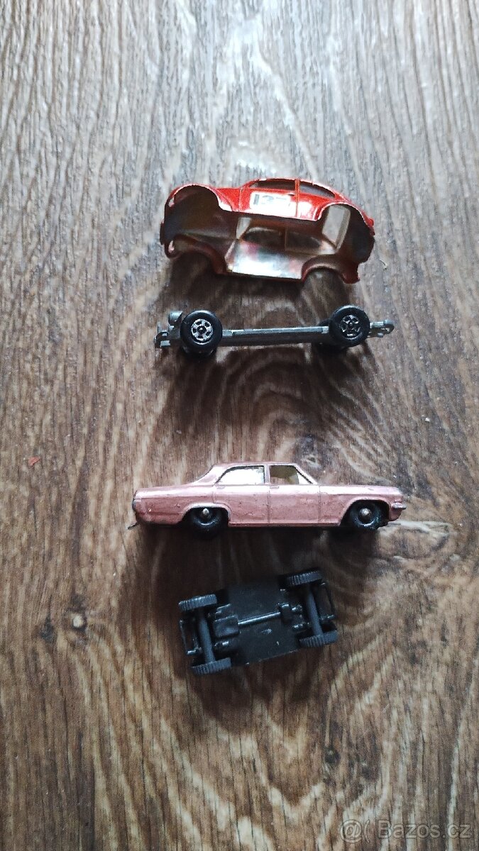 Autíčka angličáci a z kinder vajíčka - 11